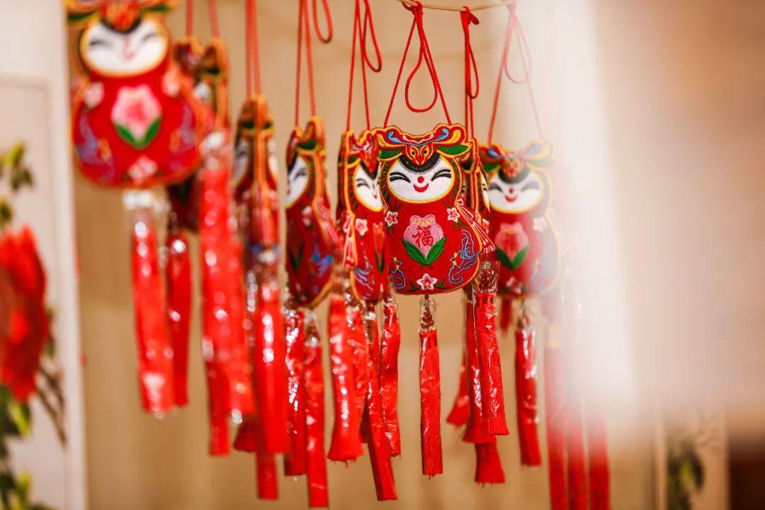 香約慶陽 包容天下丨慶陽香包，一針一線 送出如意祝福