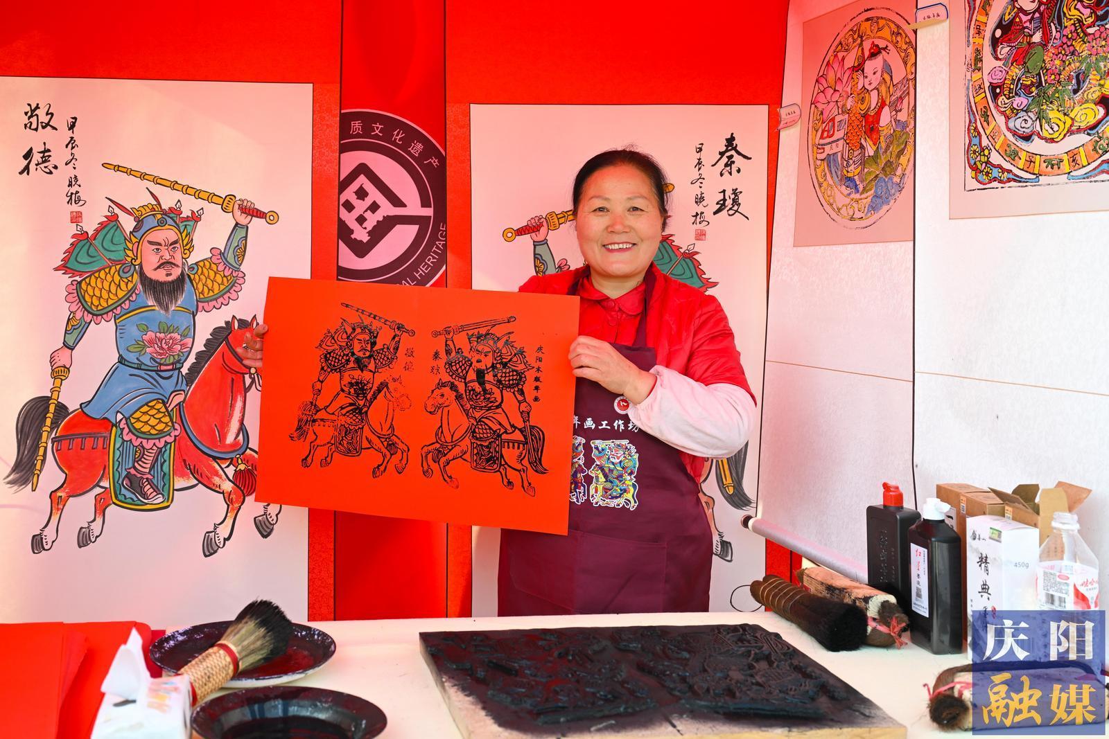 【慶陽(yáng)年味·攝影報(bào)道】?慶陽(yáng)年貨節(jié)重磅開(kāi)啟，非遺好物大集結(jié)！