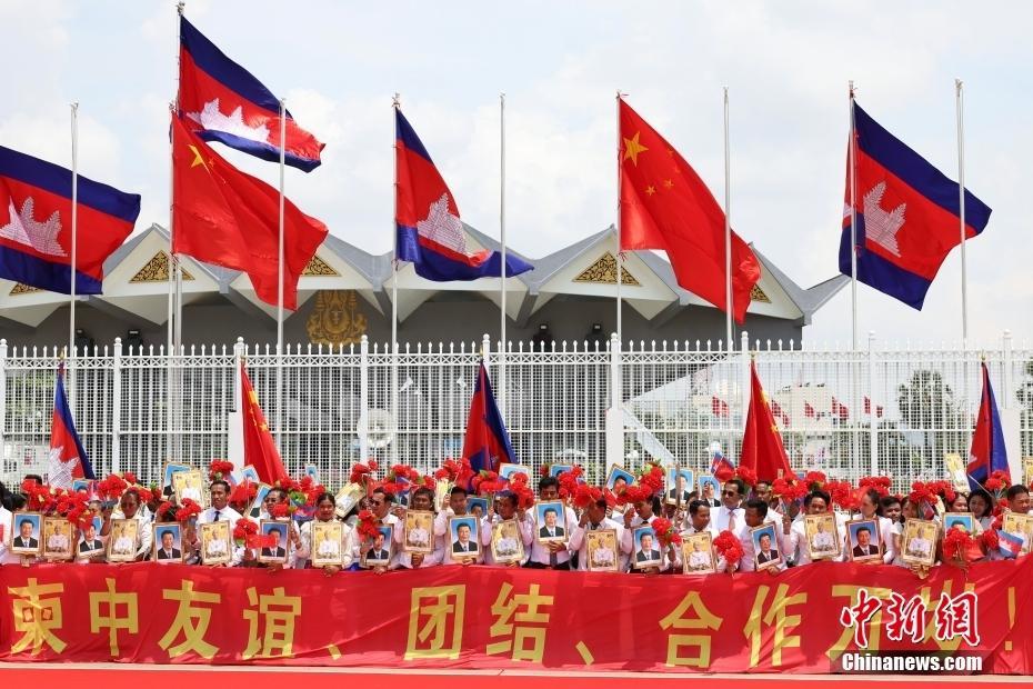 雙向奔赴，習(xí)近平訪柬提及這個關(guān)鍵詞顯深意