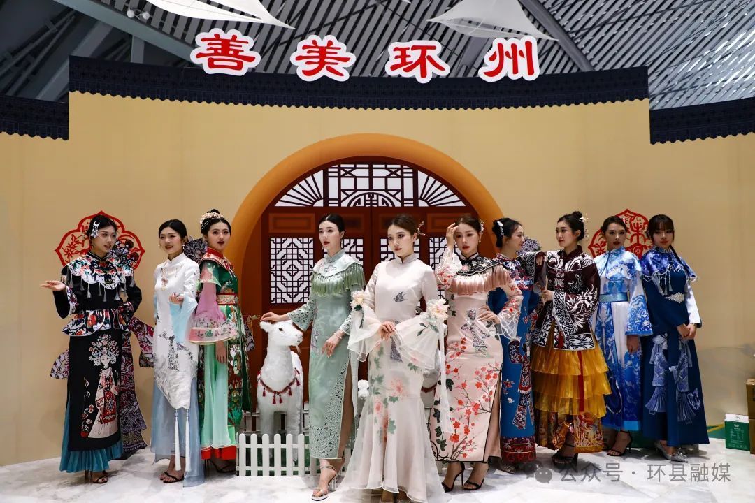 【攝影報(bào)道】環(huán)縣非遺皮影創(chuàng)新演繹！皮影服飾首秀莫干山