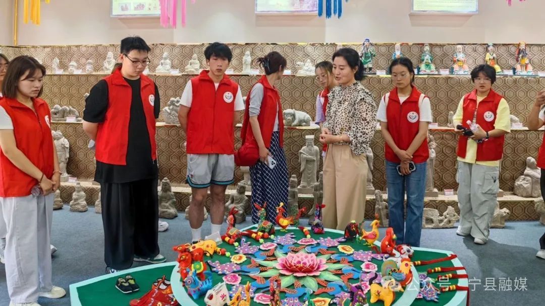 甘肅醫(yī)學(xué)院師生來寧縣文化館開展社會實踐活動